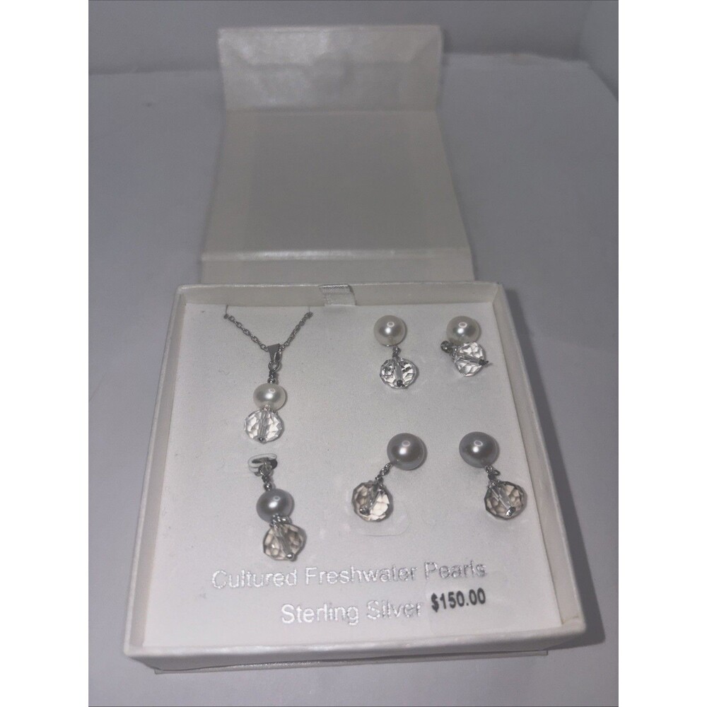 Sterling Silver Cultured Freshwater Pearl Jewelry Set Necklace + 2 Earrings NOS